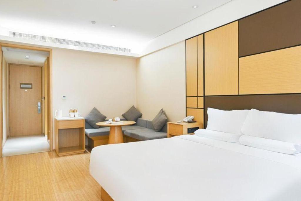 Ji Hotel Shanghai Hongqiao Yan'An XI Road Exterior foto